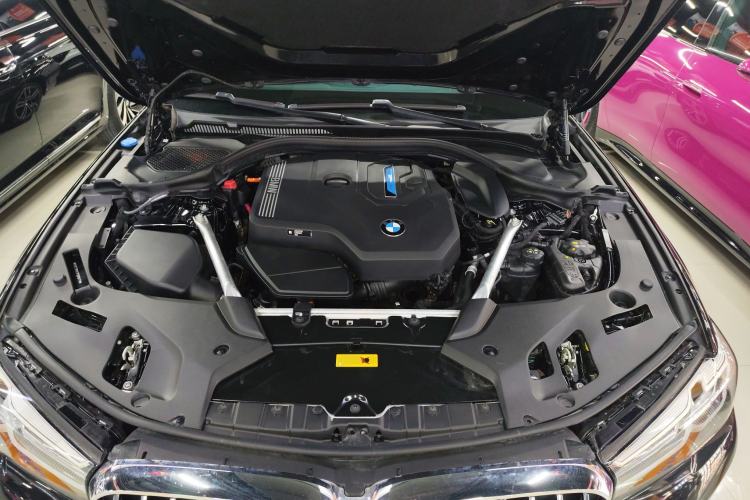 Used BMW 5 Series New Energy 2022 Second Facelift 535Le Luxury Package Engine Bay