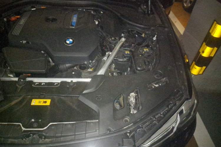 Used BMW 5 Series New Energy 2022 Updated Version 535Le Luxury Package Engine Bay Left
