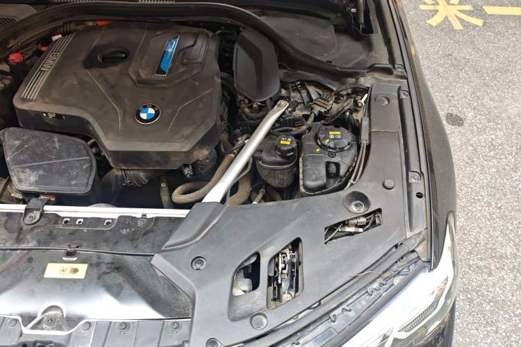 Used BMW 5 Series New Energy 2022 Restyled 535Le M Sport Package Engine Bay Left