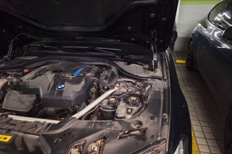 Used BMW 5 Series New Energy 2022 535Le M Sport Package Engine Bay Left