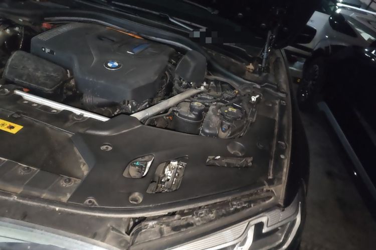 Used BMW 5 Series New Energy 2022 Updated Version 535Le Luxury Package Engine Bay Left