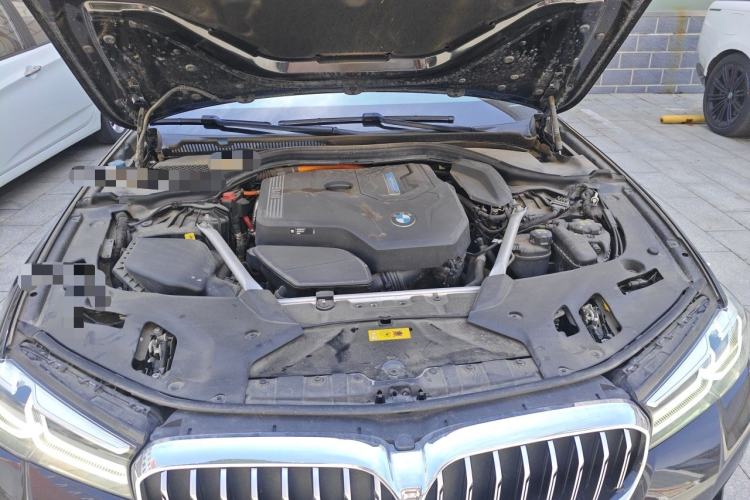 Used BMW 5 Series New Energy 2022 Restyled 535Le M Sport Package Engine Bay