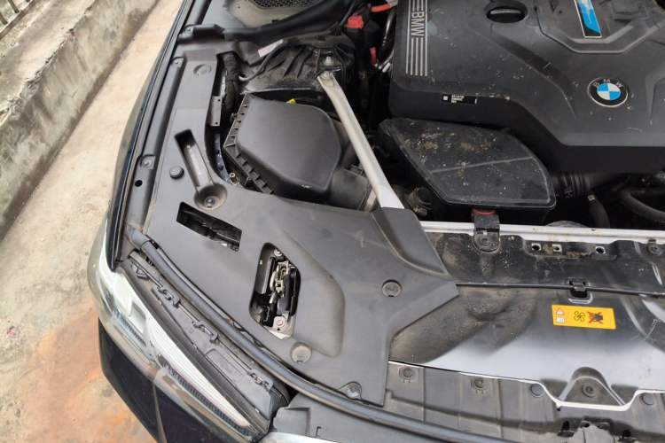 Used BMW 5 Series New Energy 2022 Restyled 535Le Pioneer Edition M Sport Package Engine Bay Right