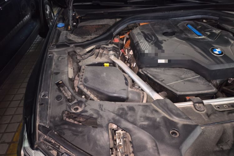 Used BMW 5 Series New Energy 2022 535Le M Sport Package Engine Bay Right