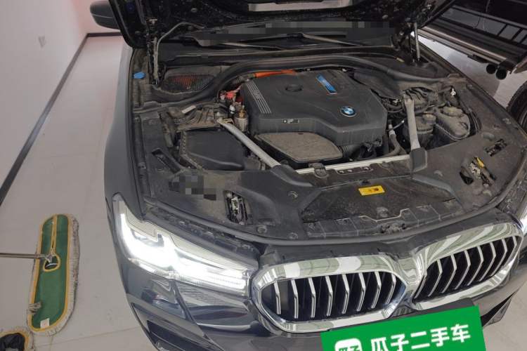 Used BMW 5 Series New Energy 2022 535Le Pioneer Edition M Sport Package Engine Bay Right