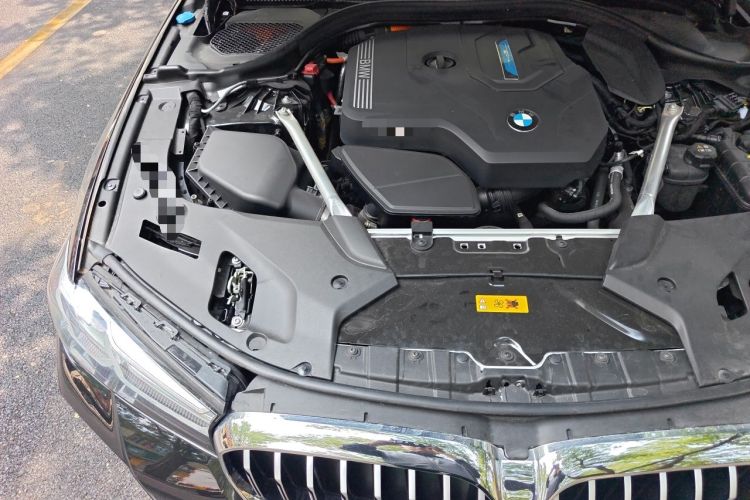 Used BMW 5 Series New Energy 2022 Restyled 535Le M Sport Package Engine Bay Right