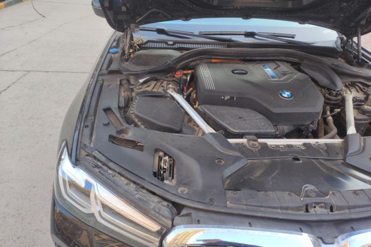 Used BMW 5 Series New Energy 2022 Restyled 535Le M Sport Package Engine Bay Right