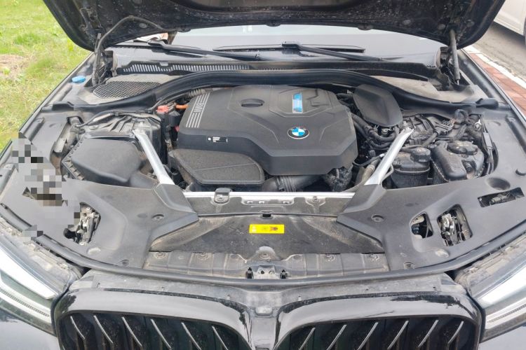 Used BMW 5 Series New Energy 2022 Second Facelift 535Le M Sport Package Engine Bay