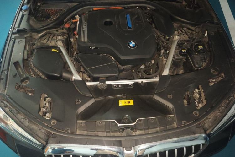 Used BMW 5 Series New Energy 2022 Restyled 535Le M Sport Package Engine Bay