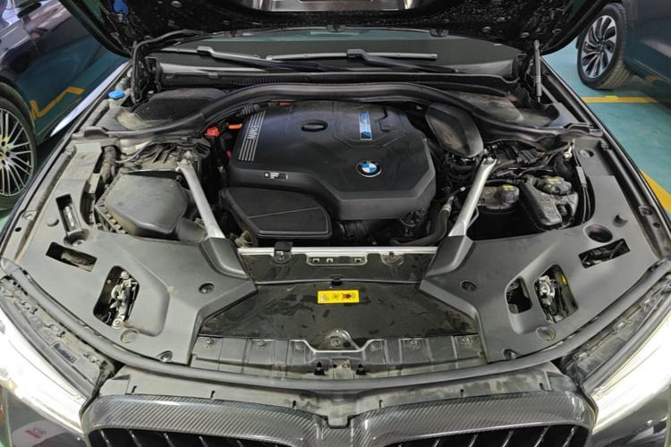 Used BMW 5 Series New Energy 2022 535Le Pioneer Edition M Sport Package Engine Bay