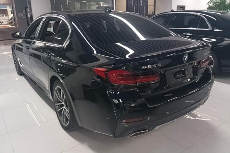 Used BMW 5 Series New Energy 2022 Second Facelift 535Le M Sport Package Exterior 2