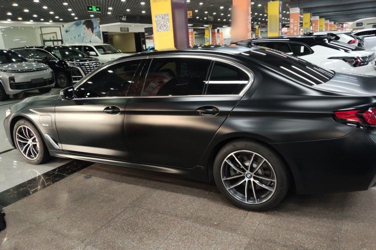 Used BMW 5 Series New Energy 2022 Second Facelift 535Le M Sport Package Exterior 3