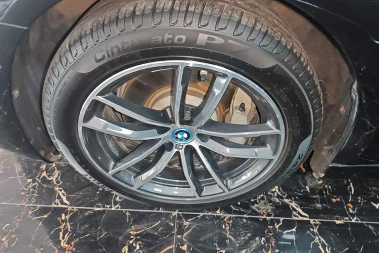 Used BMW 5 Series New Energy 2022 Second Facelift 535Le Pioneer Edition M Sport Package Exterior 4