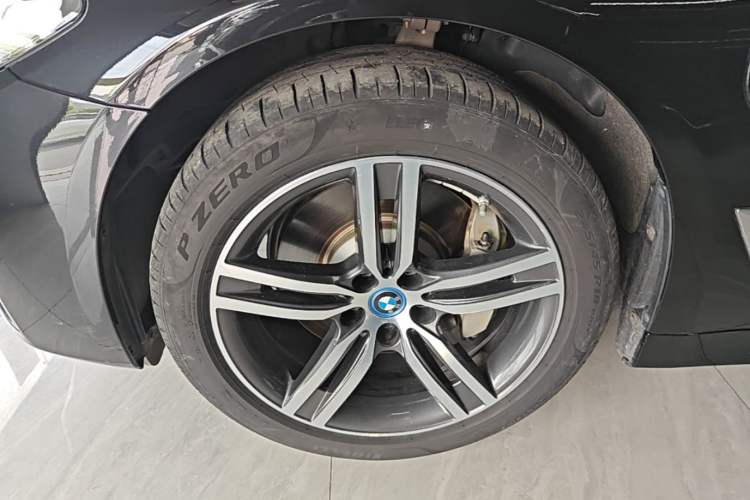 Used BMW 5 Series New Energy 2022 Second Facelift 535Le Luxury Package Exterior 4