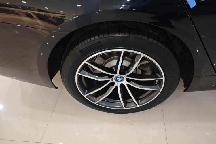 Used BMW 5 Series New Energy 2022 Restyled 535Le M Sport Package Exterior 5