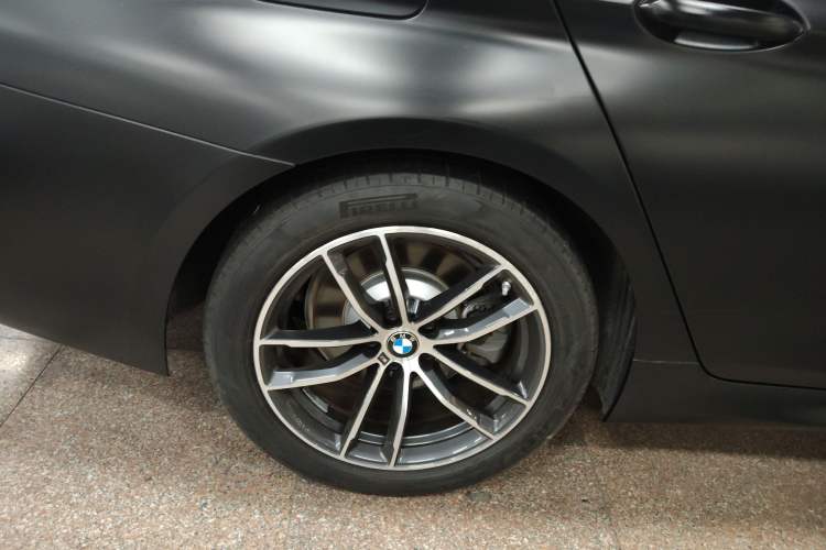 Used BMW 5 Series New Energy 2022 Second Facelift 535Le M Sport Package Exterior 8