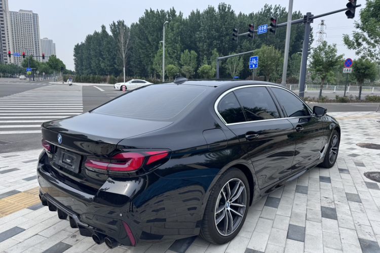 Used BMW 5 Series New Energy 2022 535Le Pioneer Edition M Sport Package Exterior 9