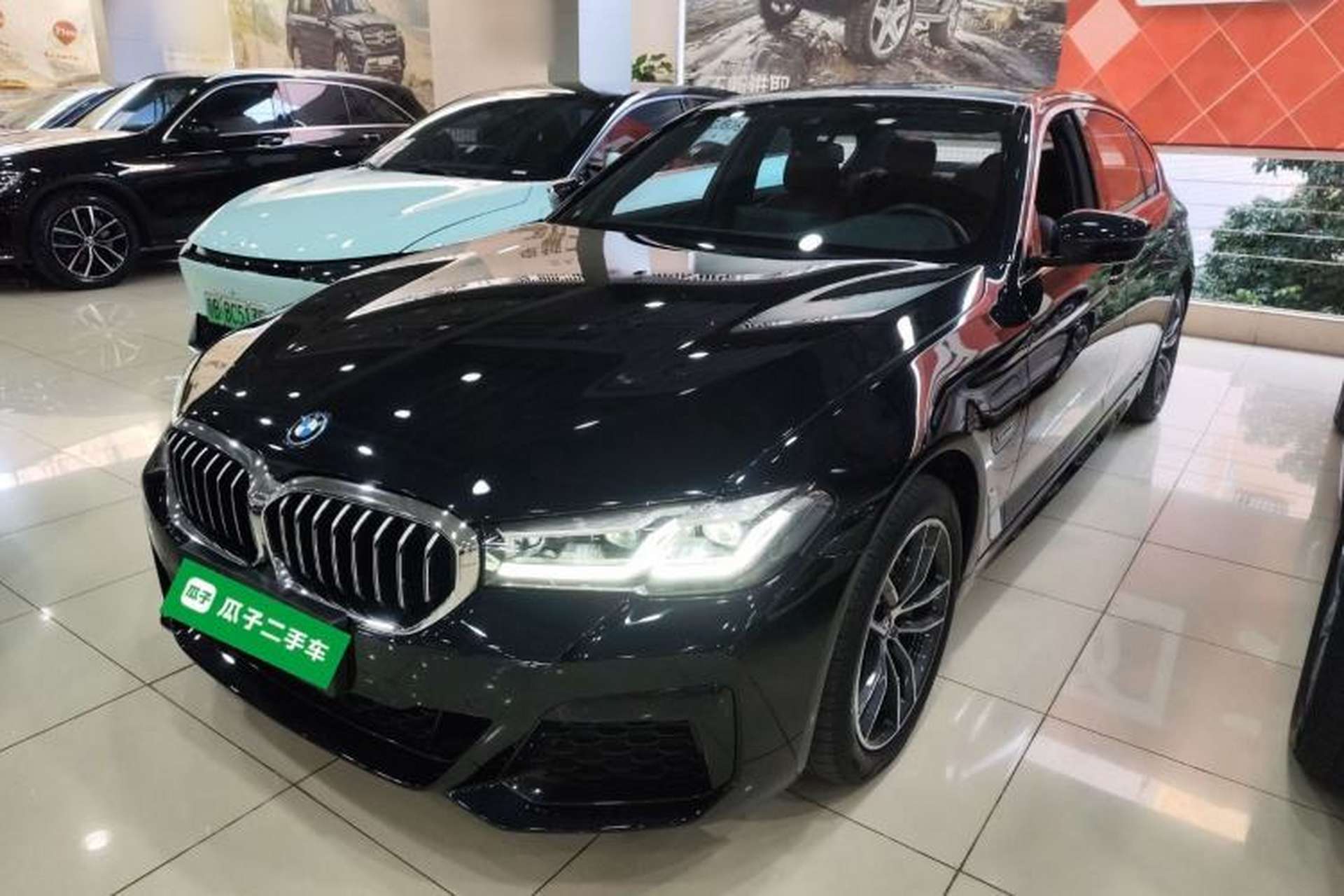 Used BMW 5 Series New Energy 2022 Second Facelift 535Le M Sport Package Front Left 45 Deg