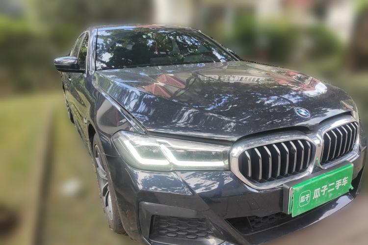 Used BMW 5 Series New Energy 2022 535Le M Sport Package Front Right 45 Deg