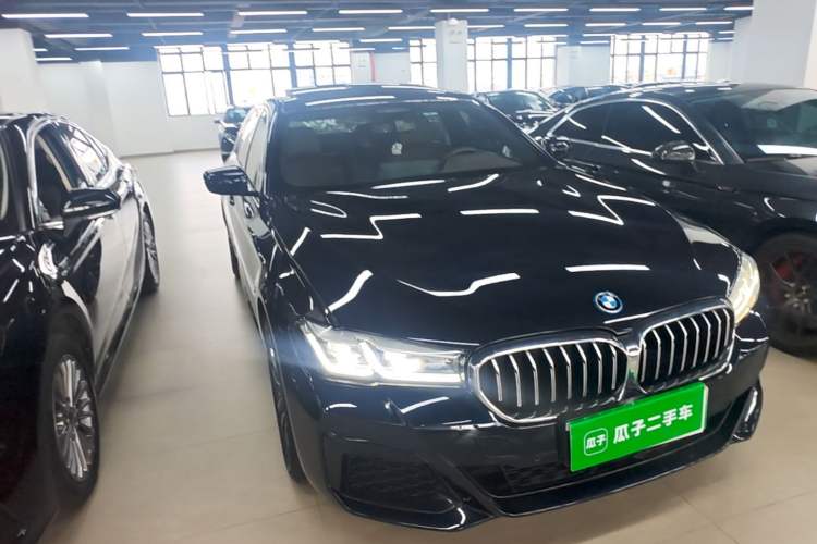 Used BMW 5 Series New Energy 2022 Second Facelift 535Le Pioneer Edition M Sport Package Front Right 45 Deg