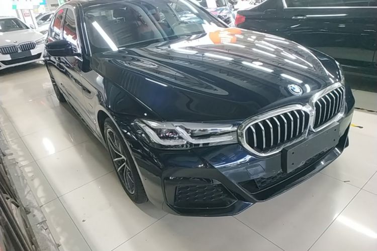 Used BMW 5 Series New Energy 2022 535Le M Sport Package Front Right 45 Deg