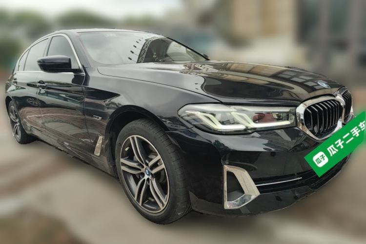 Used BMW 5 Series New Energy 2022 535Le Luxury Package Front Right 45 Deg