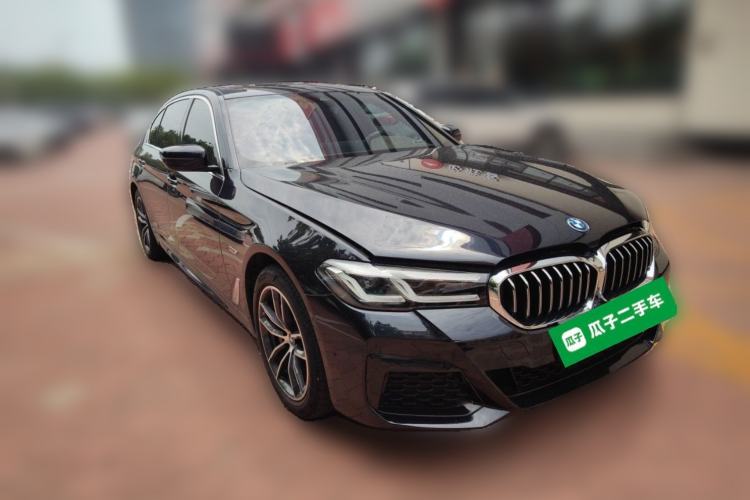 Used BMW 5 Series New Energy 2022 Second Facelift 535Le M Sport Package Front Right 45 Deg