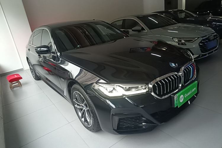 Used BMW 5 Series New Energy 2022 Second Facelift 535Le M Sport Package Front Right 45 Deg