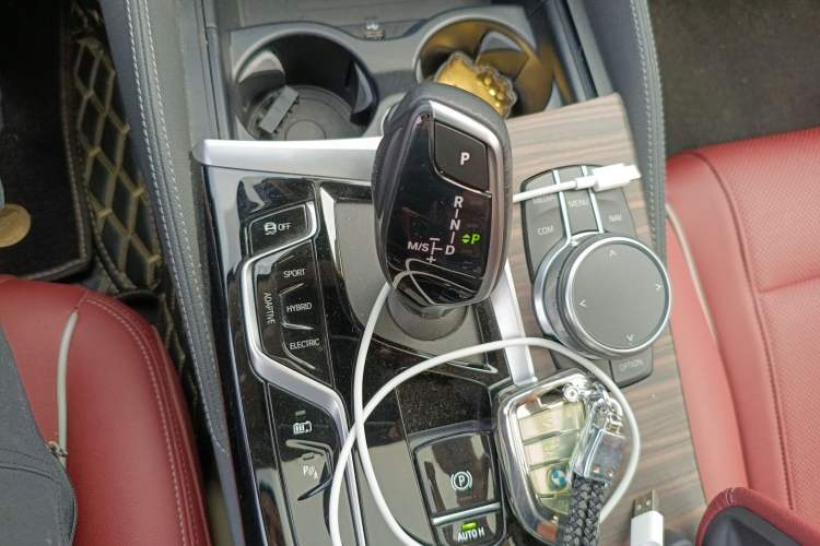 Used BMW 5 Series New Energy 2022 Updated Version 535Le Luxury Package Gear Lever