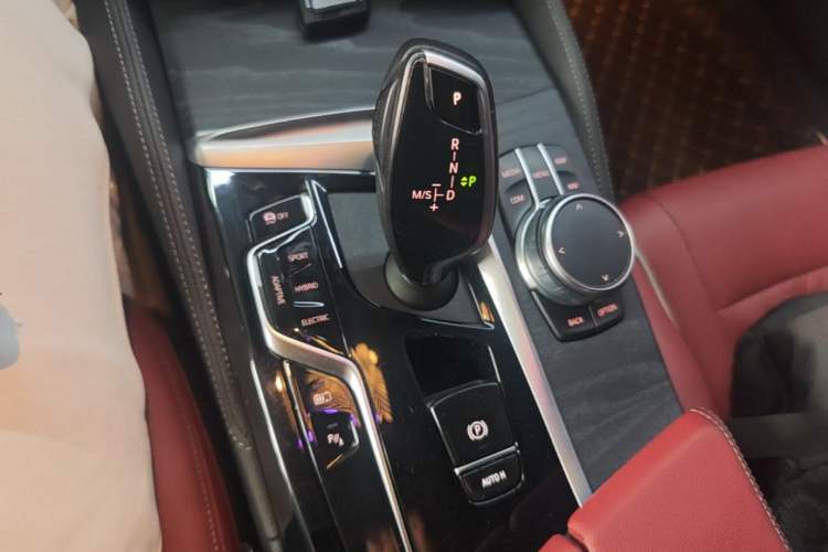 Used BMW 5 Series New Energy 2022 Updated Version 535Le Luxury Package Gear Lever