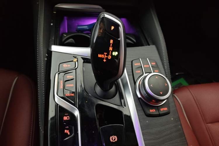 Used BMW 5 Series New Energy 2022 Restyled 535Le M Sport Package Gear Lever
