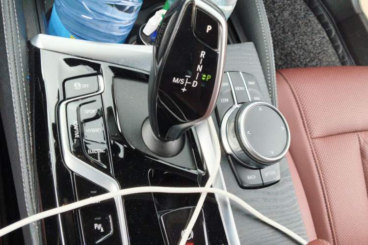 Used BMW 5 Series New Energy 2022 Restyled 535Le M Sport Package Gear Lever