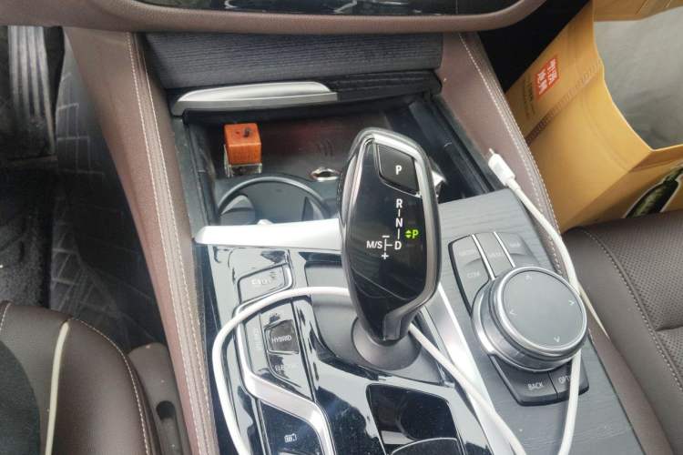 Used BMW 5 Series New Energy 2022 Second Facelift 535Le M Sport Package Gear Lever