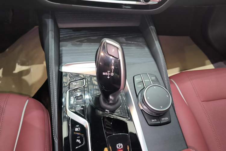 Used BMW 5 Series New Energy 2022 Second Facelift 535Le M Sport Package Gear Lever