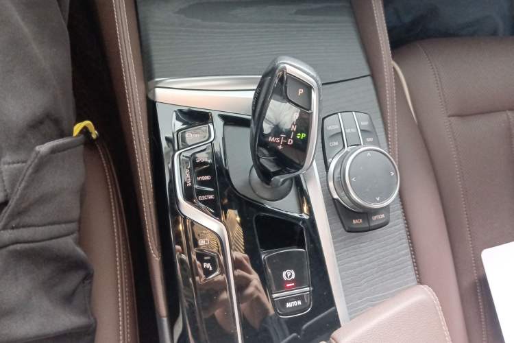 Used BMW 5 Series New Energy 2022 535Le M Sport Package Gear Lever