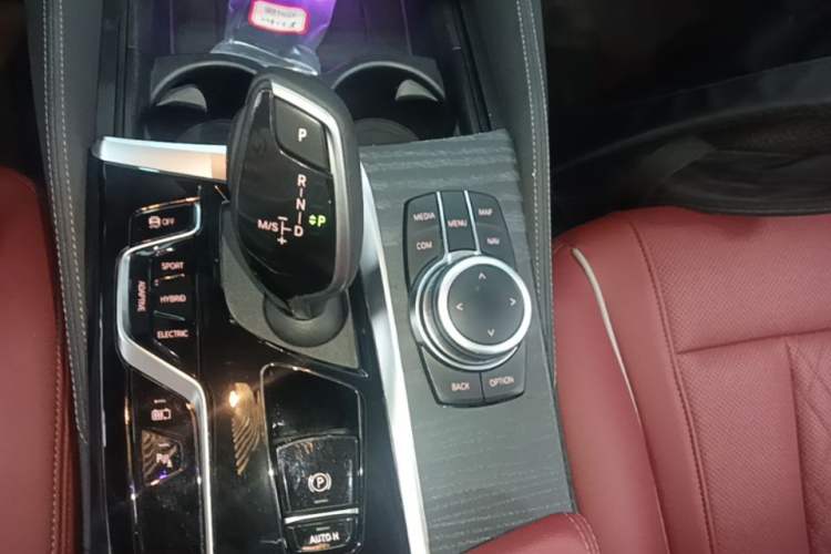 Used BMW 5 Series New Energy 2022 Restyled 535Le M Sport Package Gear Lever