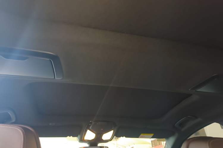 Used BMW 5 Series New Energy 2022 Second Facelift 535Le Pioneer Edition M Sport Package Headliner