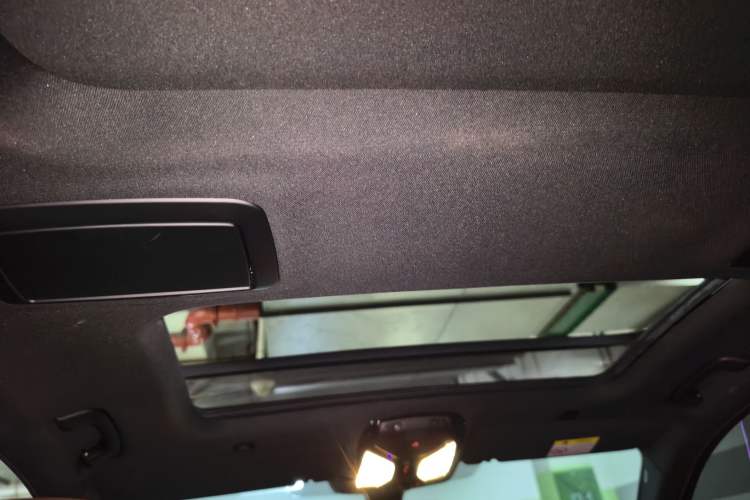 Used BMW 5 Series New Energy 2022 535Le M Sport Package Headliner