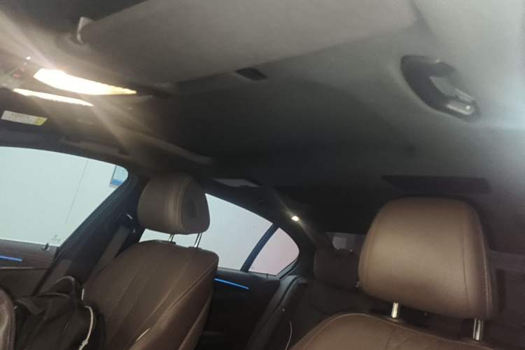 Used BMW 5 Series New Energy 2022 Restyled 535Le M Sport Package Headliner