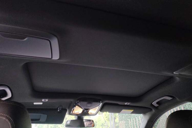 Used BMW 5 Series New Energy 2022 Restyled 535Le M Sport Package Headliner