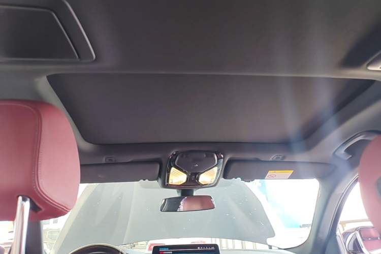 Used BMW 5 Series New Energy 2022 Restyled 535Le M Sport Package Headliner
