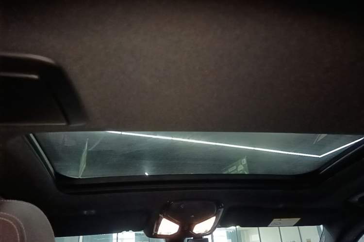 Used BMW 5 Series New Energy 2022 Restyled 535Le M Sport Package Headliner