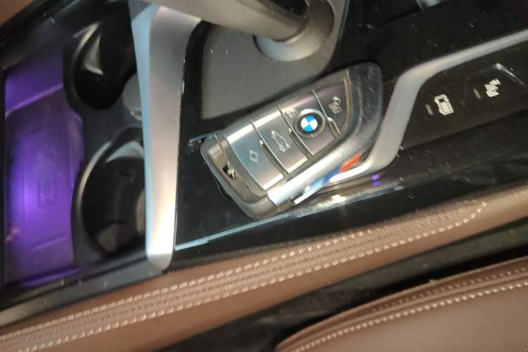 Used BMW 5 Series New Energy 2022 Restyled 535Le M Sport Package Interior 1