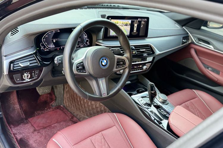Used BMW 5 Series New Energy 2022 Restyled 535Le M Sport Package Interior 1