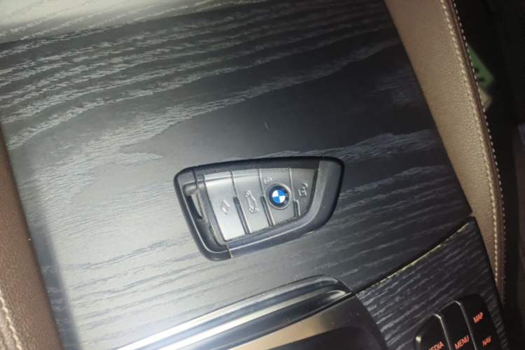 Used BMW 5 Series New Energy 2022 Restyled 535Le M Sport Package Interior 1