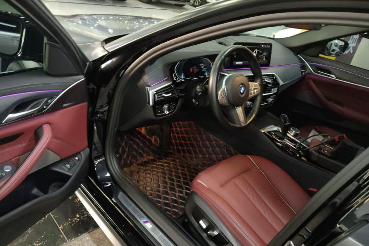 Used BMW 5 Series New Energy 2022 Second Facelift 535Le M Sport Package Interior 3