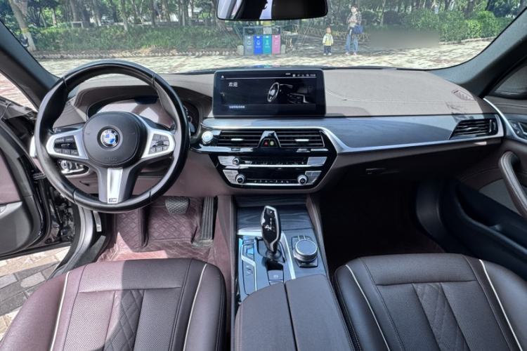 Used BMW 5 Series New Energy 2022 Second Facelift 535Le Pioneer Edition M Sport Package Interior 4