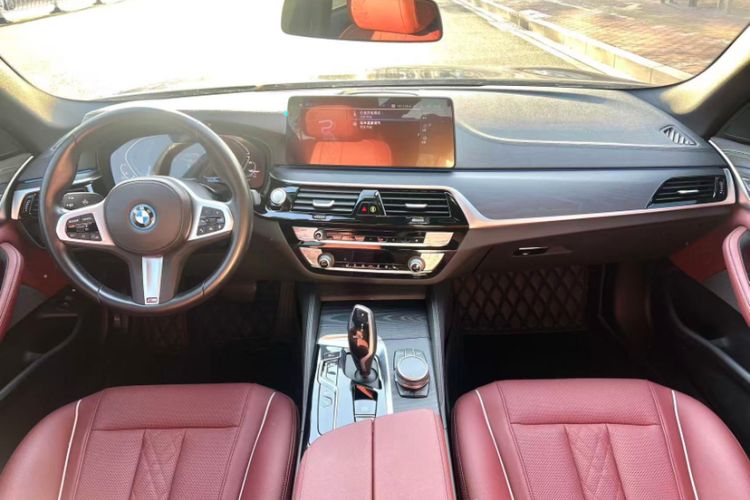 Used BMW 5 Series New Energy 2022 Second Facelift 535Le Luxury Package Interior 6