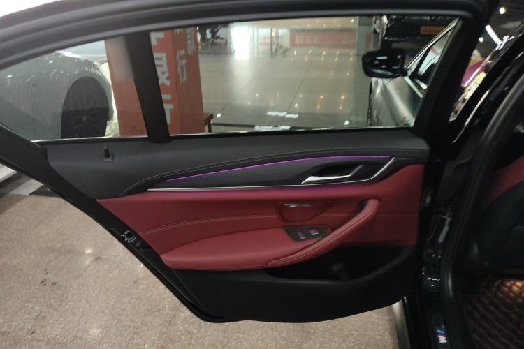 Used BMW 5 Series New Energy 2022 Second Facelift 535Le M Sport Package Interior 8