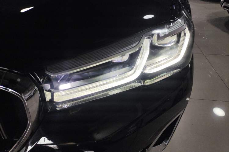 Used BMW 5 Series New Energy 2022 Updated Version 535Le Luxury Package Left Front Headlight